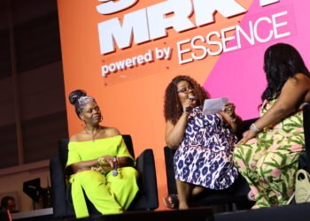 ¡Acerca de nuestro viaje al Essence Fest 2024 y presentación del panel!